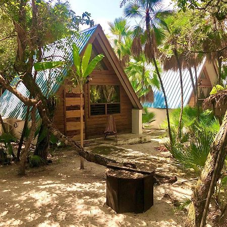 Kin Resort Lodge Maya Beach Exteriör bild