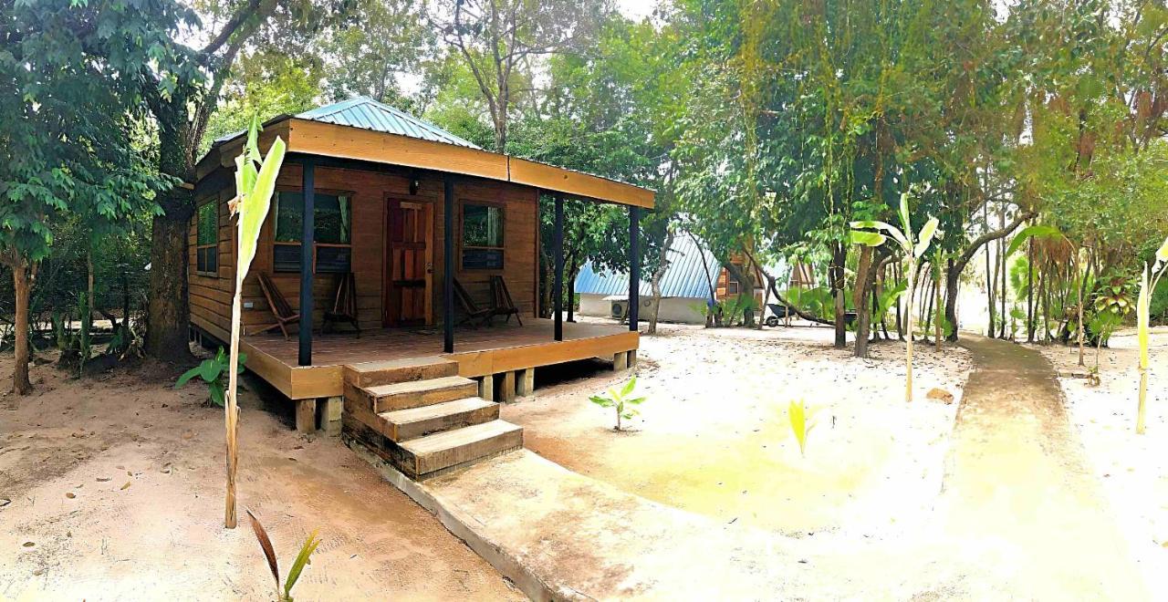 Kin Resort Lodge Maya Beach Exteriör bild