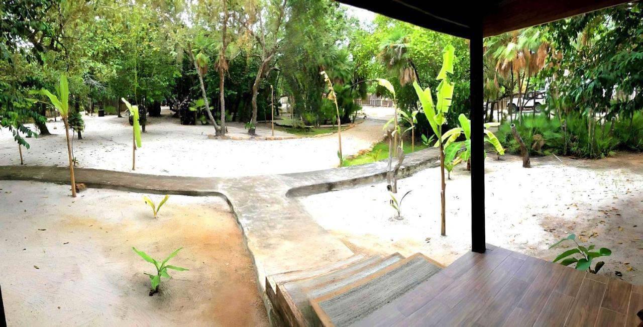 Kin Resort Lodge Maya Beach Exteriör bild