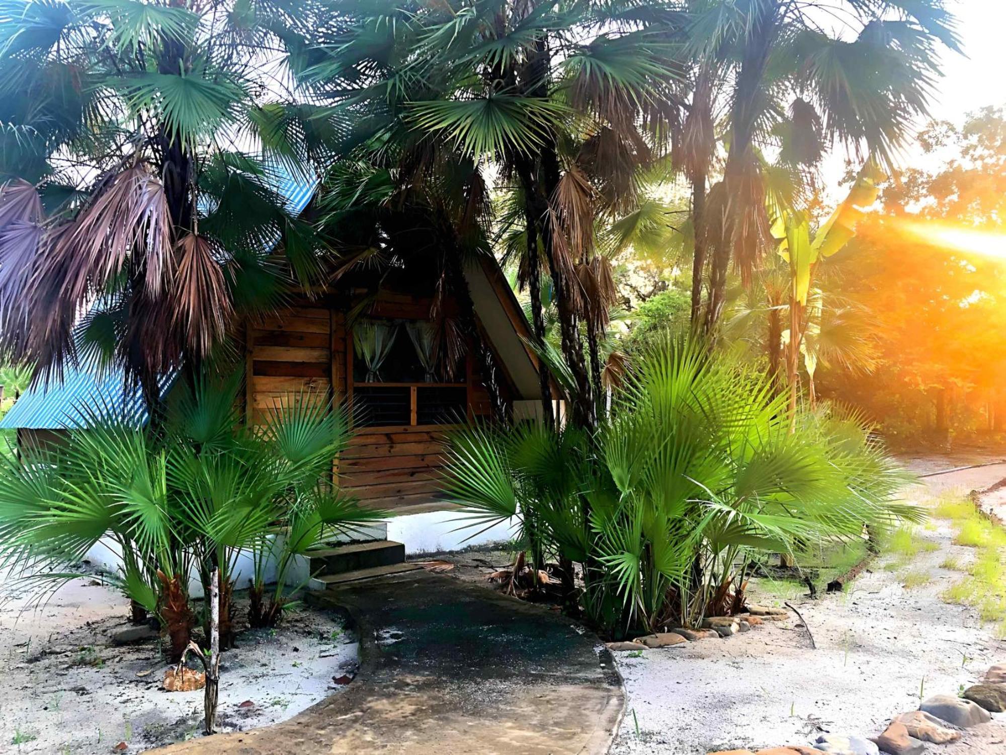 Kin Resort Lodge Maya Beach Exteriör bild
