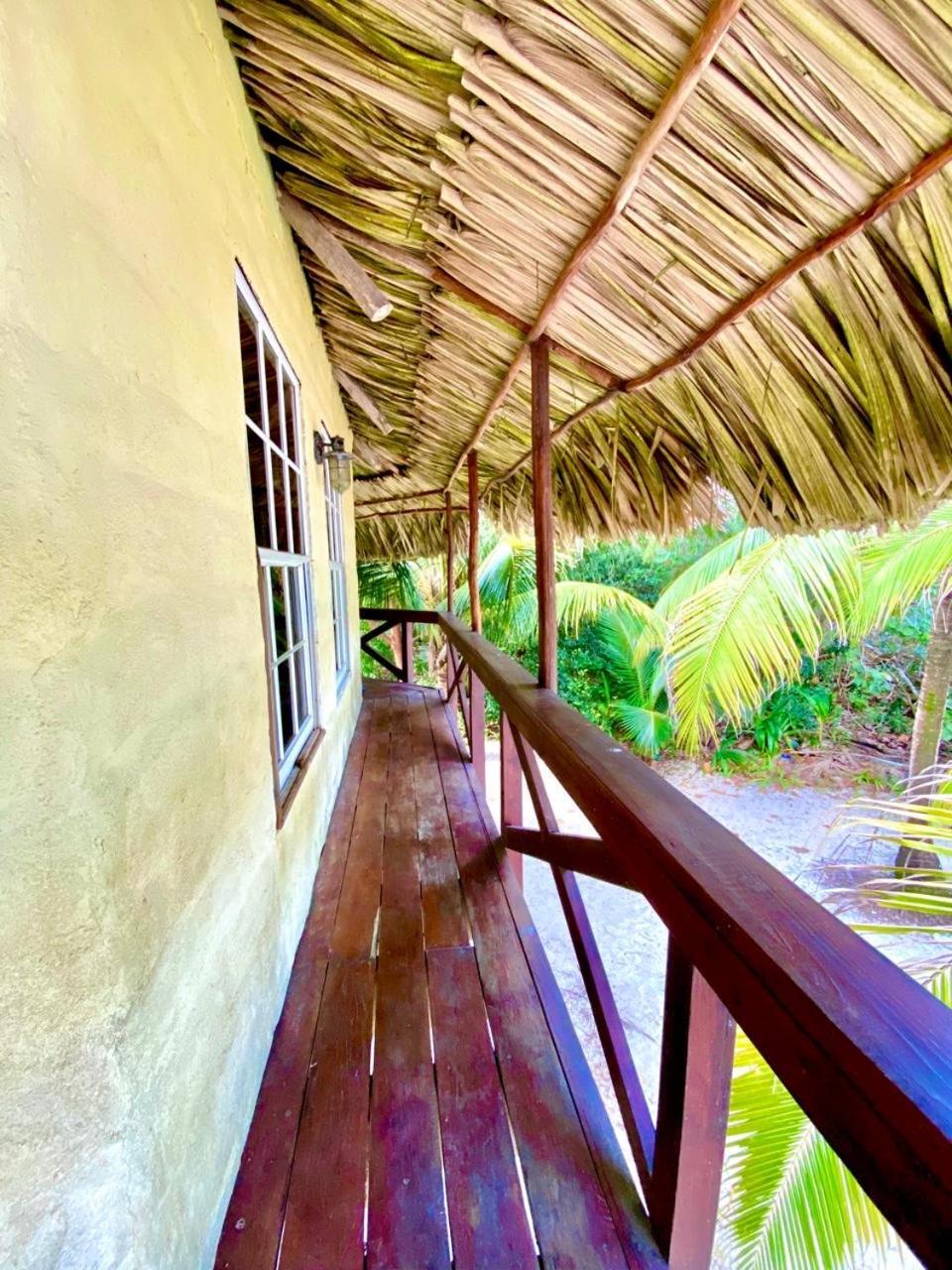 Kin Resort Lodge Maya Beach Exteriör bild