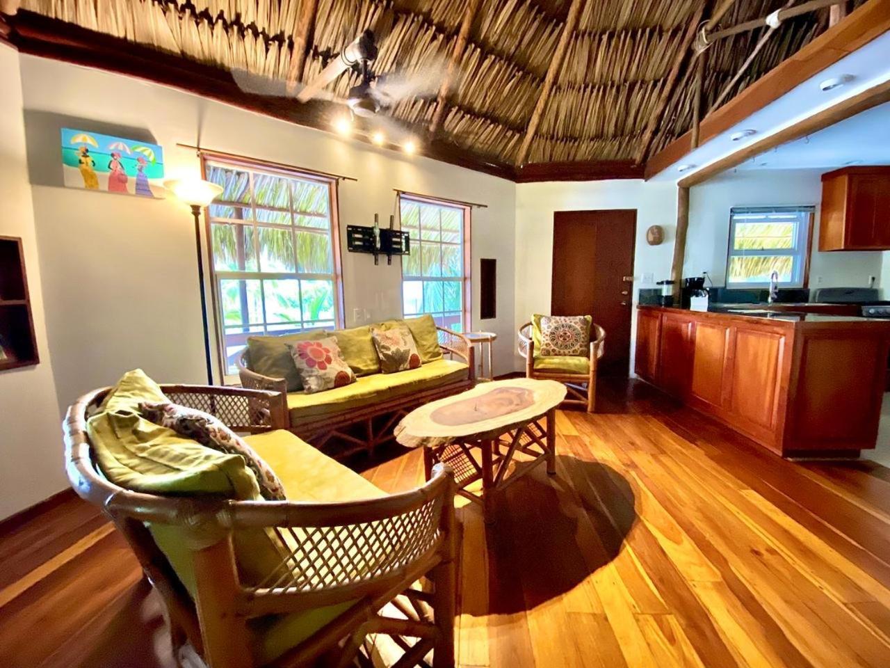 Kin Resort Lodge Maya Beach Exteriör bild