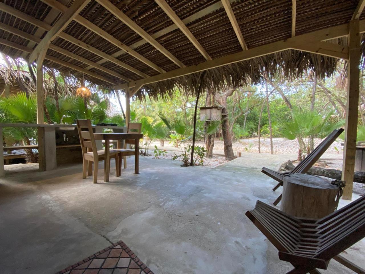 Kin Resort Lodge Maya Beach Exteriör bild
